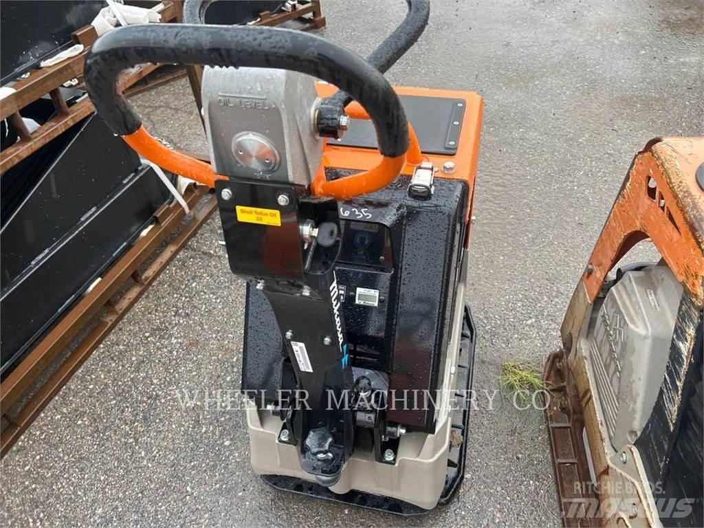 MultiQuip VP MVH508 진동롤러