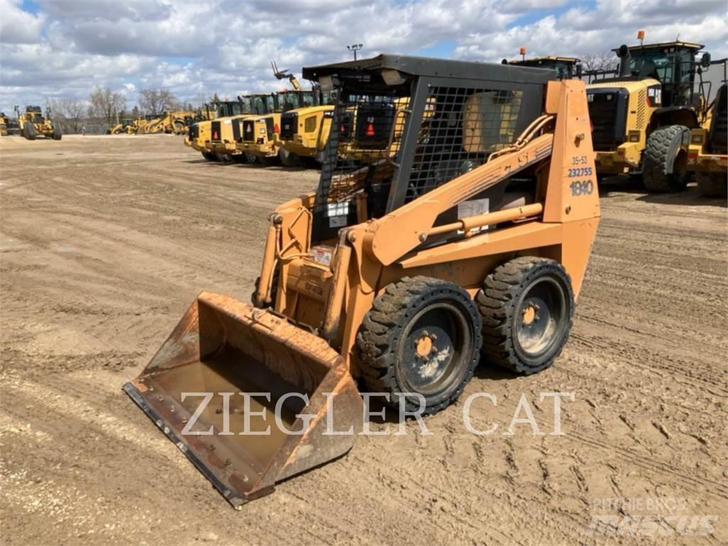 New Holland 1840  스키드로더