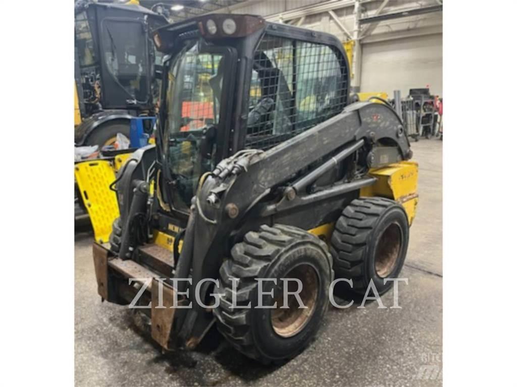 New Holland L220  스키드로더