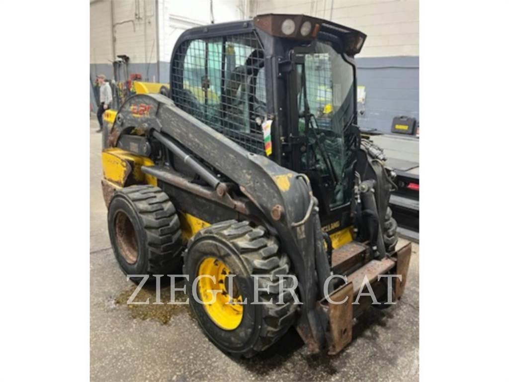 New Holland L220  스키드로더