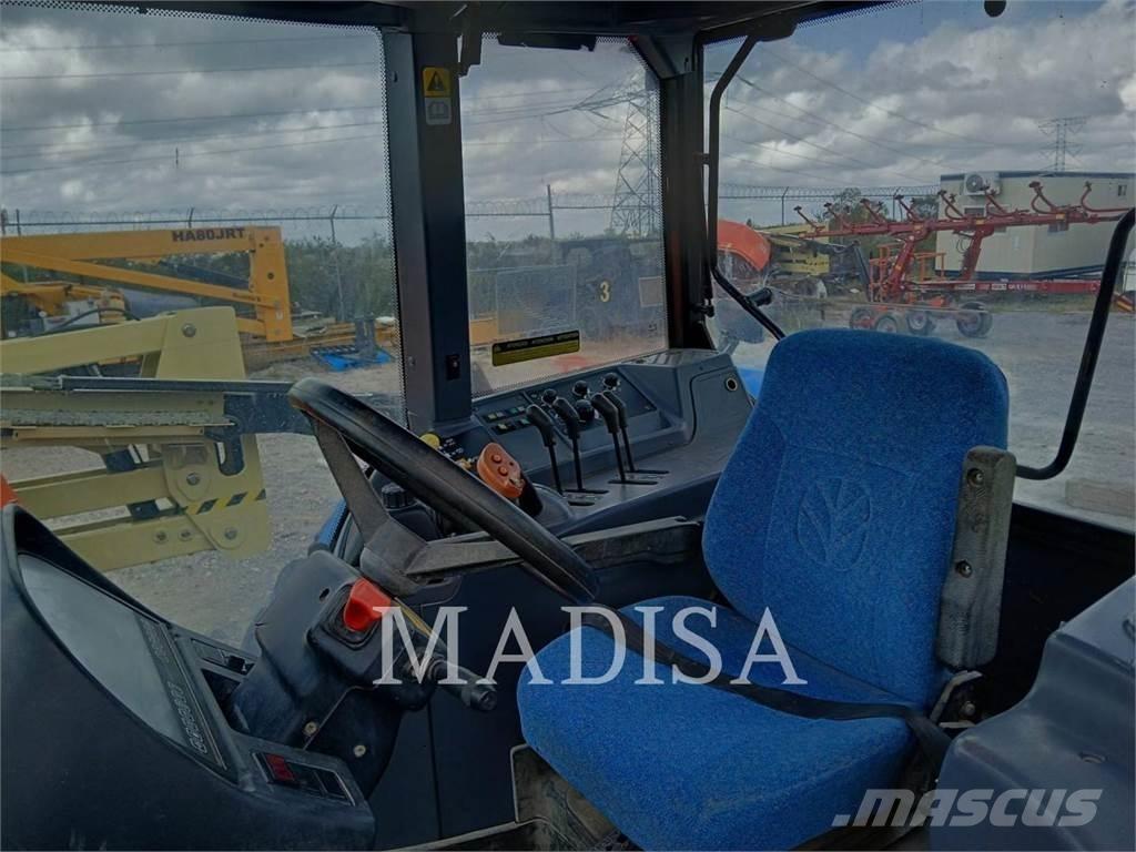 New Holland T7030 트랙터