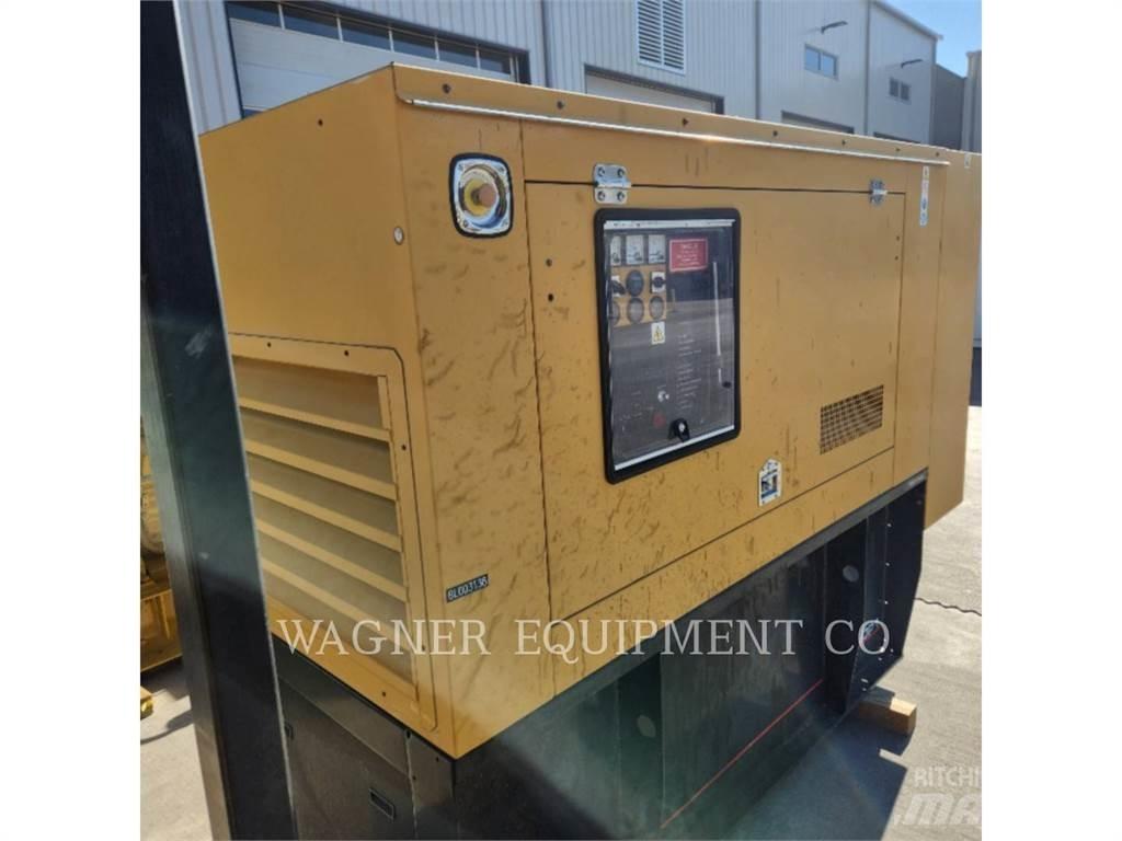 Olympian CAT D100P1 디젤 발전기