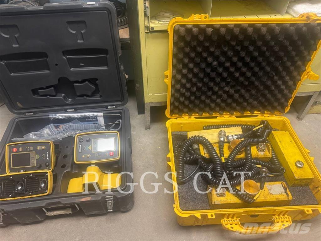 Roadtec SP200 아스팔트 포장장비