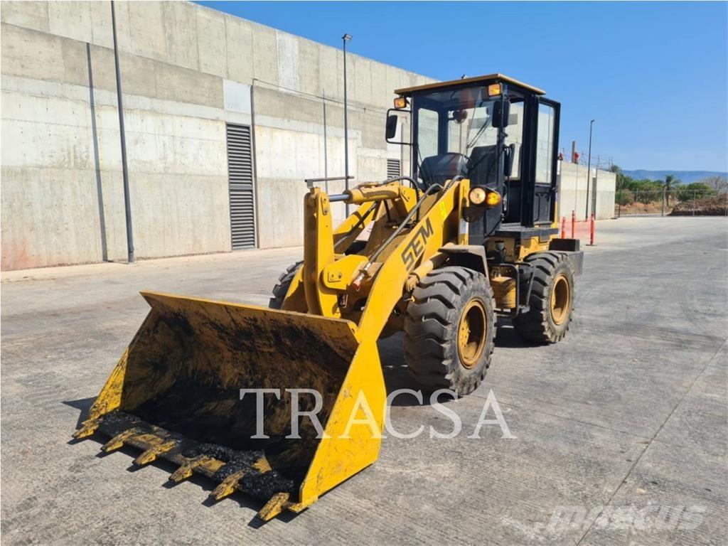 SEM MACHINERY SEM618D  휠로우더