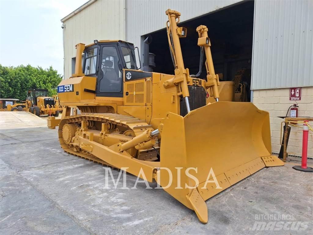 SEM MACHINERY SEM822 크롤러 도저