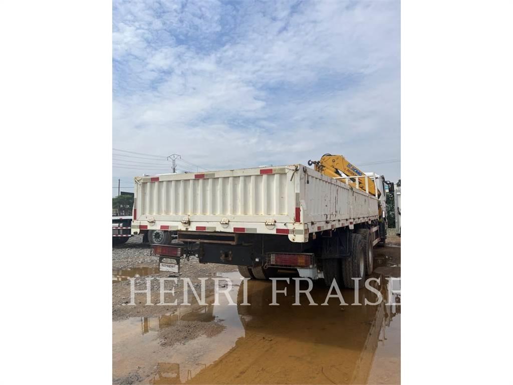 Shacman CAMION GRUE 12T A/T 크레인