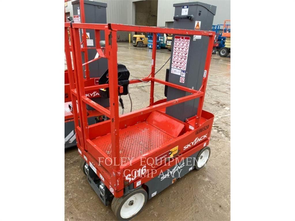Skyjack SJ16 가위형 리프트