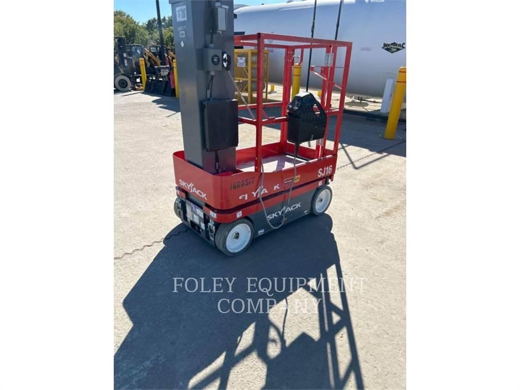 Skyjack SJ16 가위형 리프트