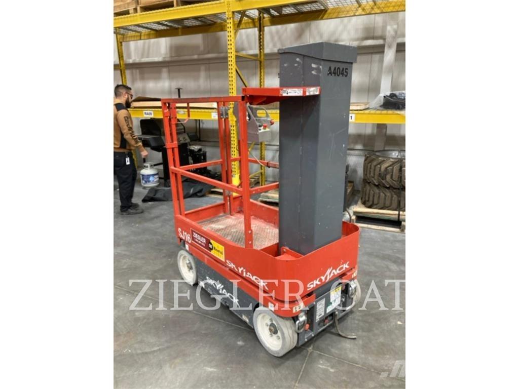 Skyjack SJ16 가위형 리프트