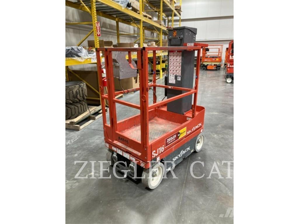 Skyjack SJ16 가위형 리프트
