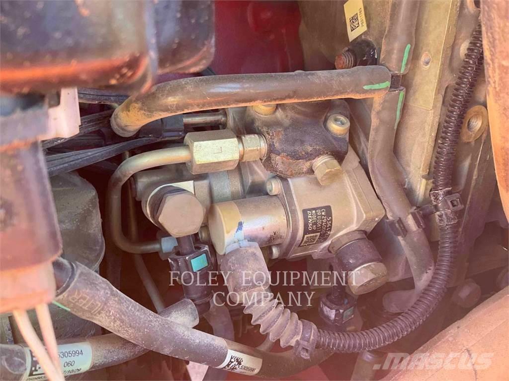 SkyTrak 6042O 텔러 핸들러