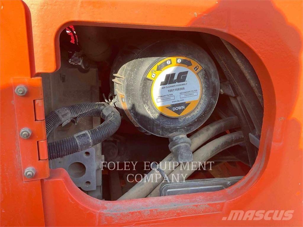 SkyTrak 8042 텔러 핸들러