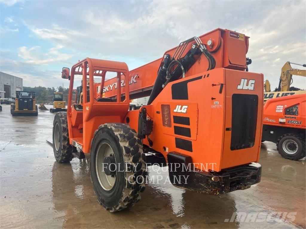 SkyTrak 8042O 텔러 핸들러