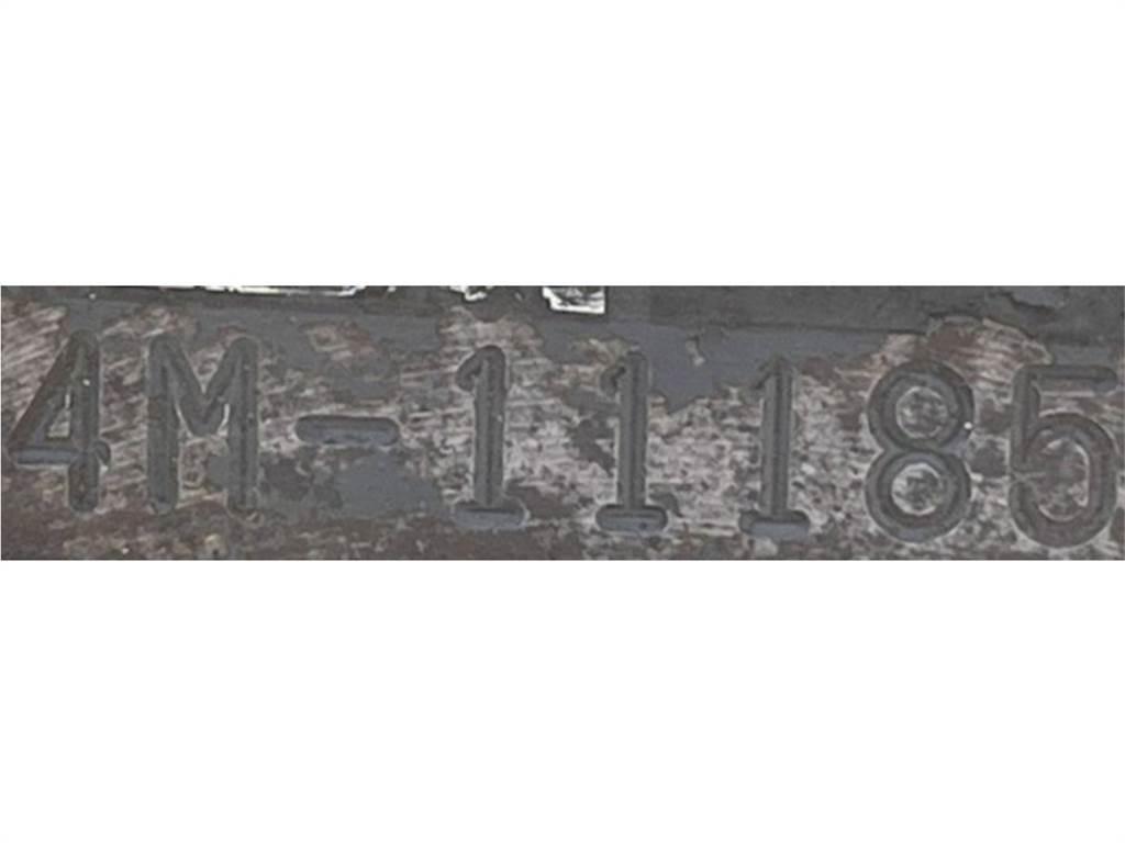  TNB-4M HYDRAULIC HAMMER 브레이커