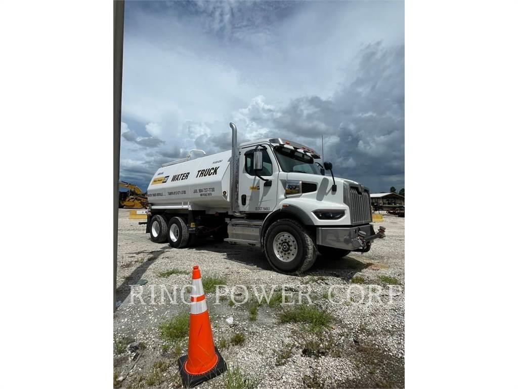 United WT5000 탱커 트럭