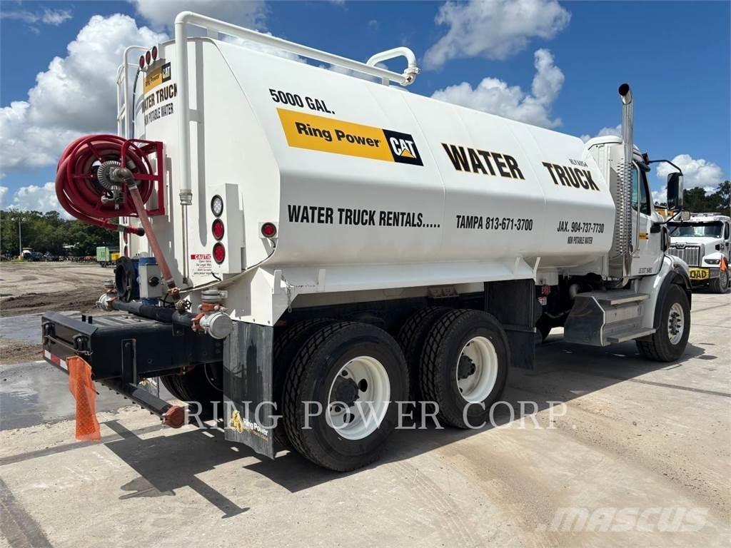 United WT5000 탱커 트럭