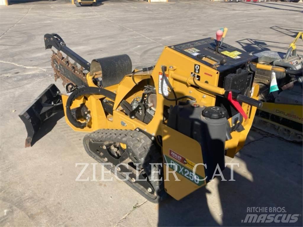 Vermeer RTX250 트렌처