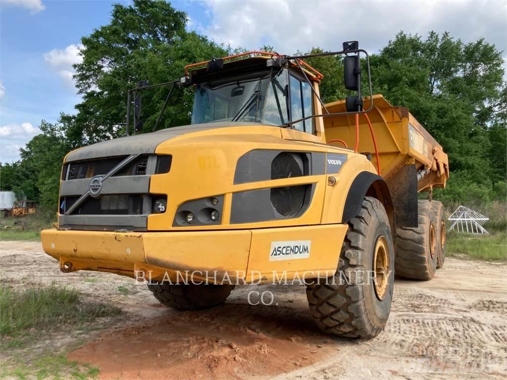 Volvo A40G 연결식 홀러