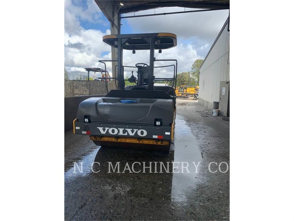 Volvo DD120C 아스팔트 포장장비