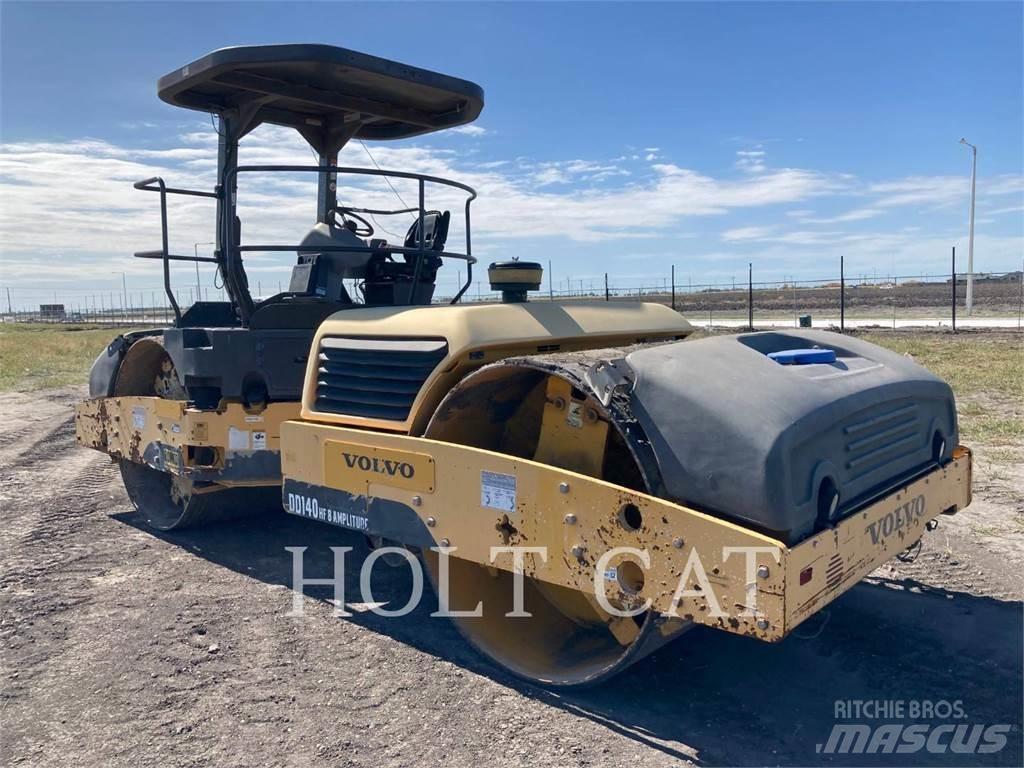 Volvo DD140 트윈 드럼 롤러