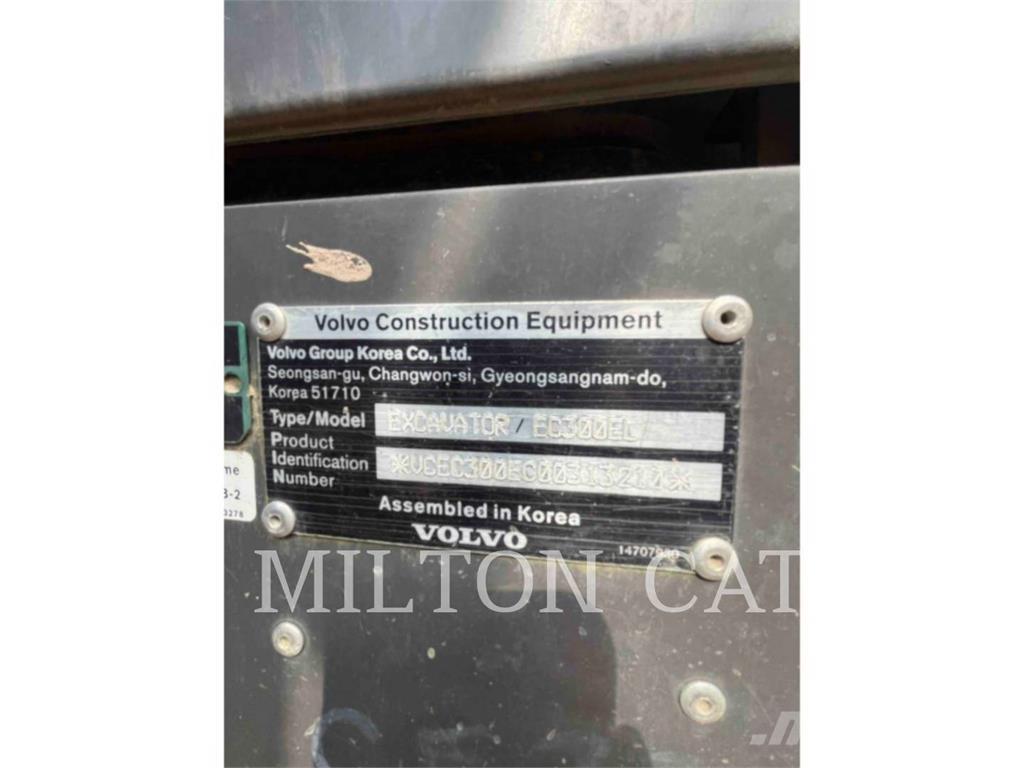 Volvo EC300E 대형 굴삭기 29톤 이상
