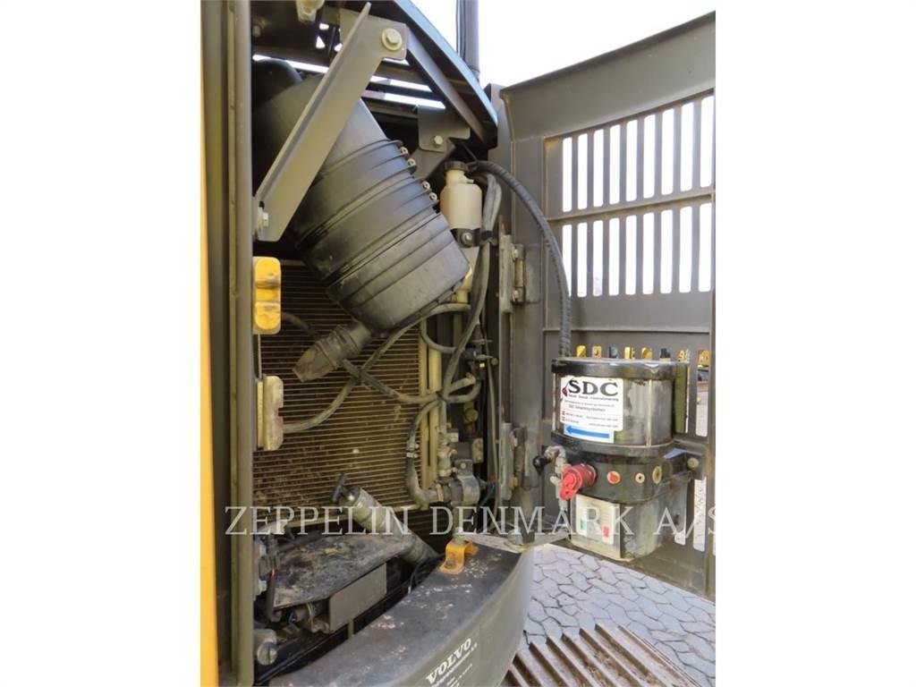 Volvo ECR145EL 대형 굴삭기 29톤 이상