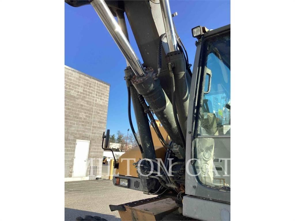 Volvo EW210C 대형 굴삭기 29톤 이상
