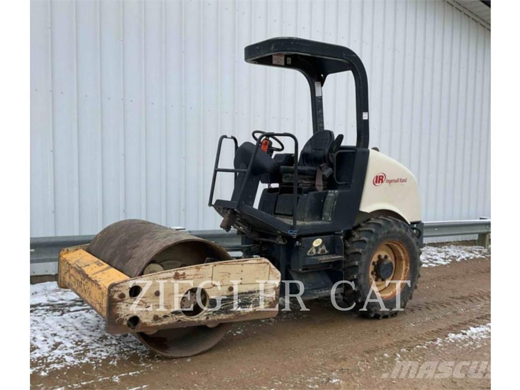 Volvo SD45 토양 다짐기