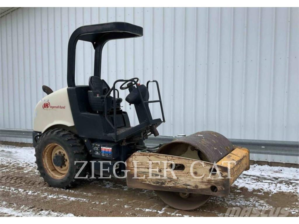 Volvo SD45 토양 다짐기