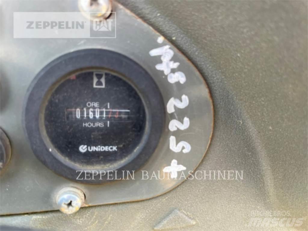 Wacker 4001 연결식 홀러