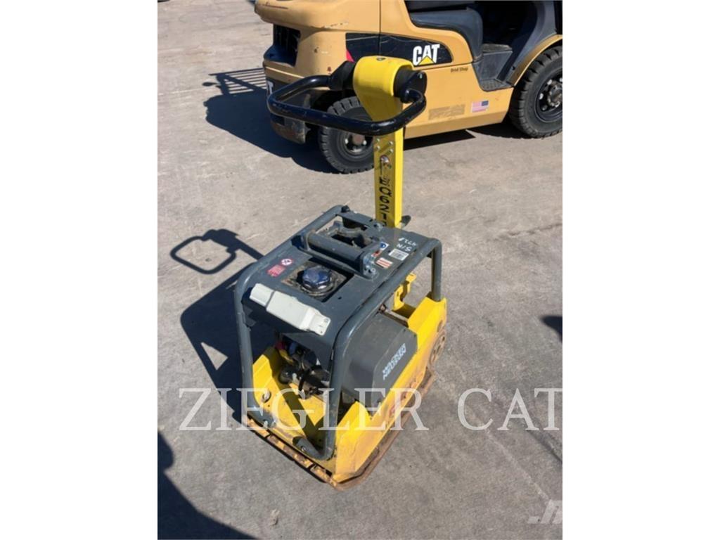 Wacker BPU3750A 토양 다짐기