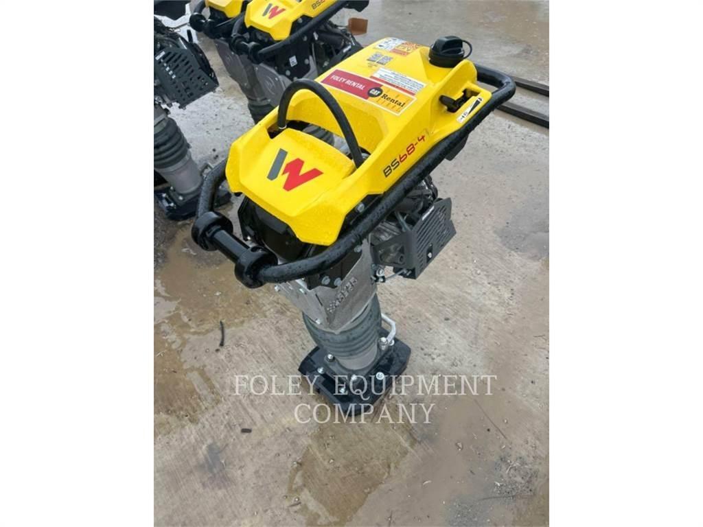 Wacker BS68-4 토양 다짐기