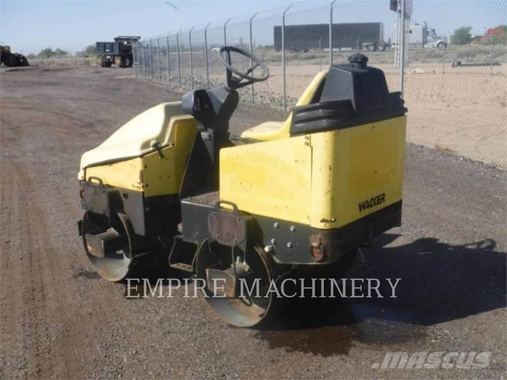 Wacker RD11A 트윈 드럼 롤러