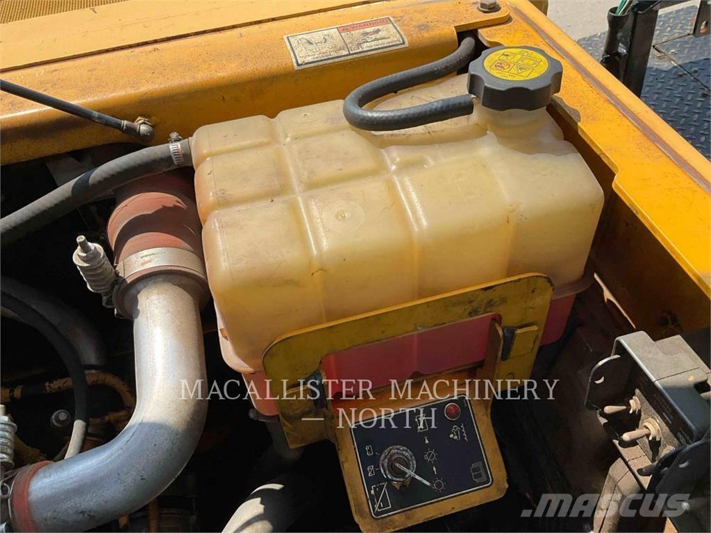Weiler P385 PAVER 아스팔트 포장장비