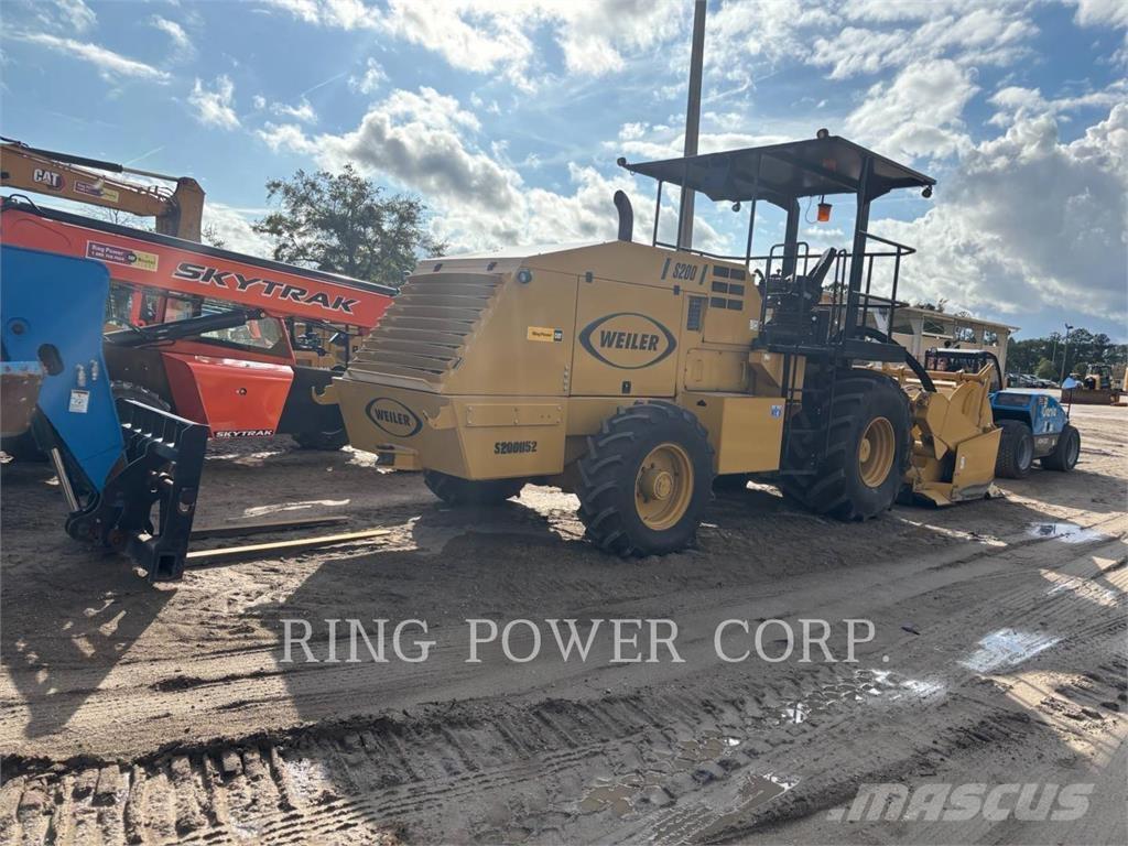 Weiler S200 아스팔트 리사이클러