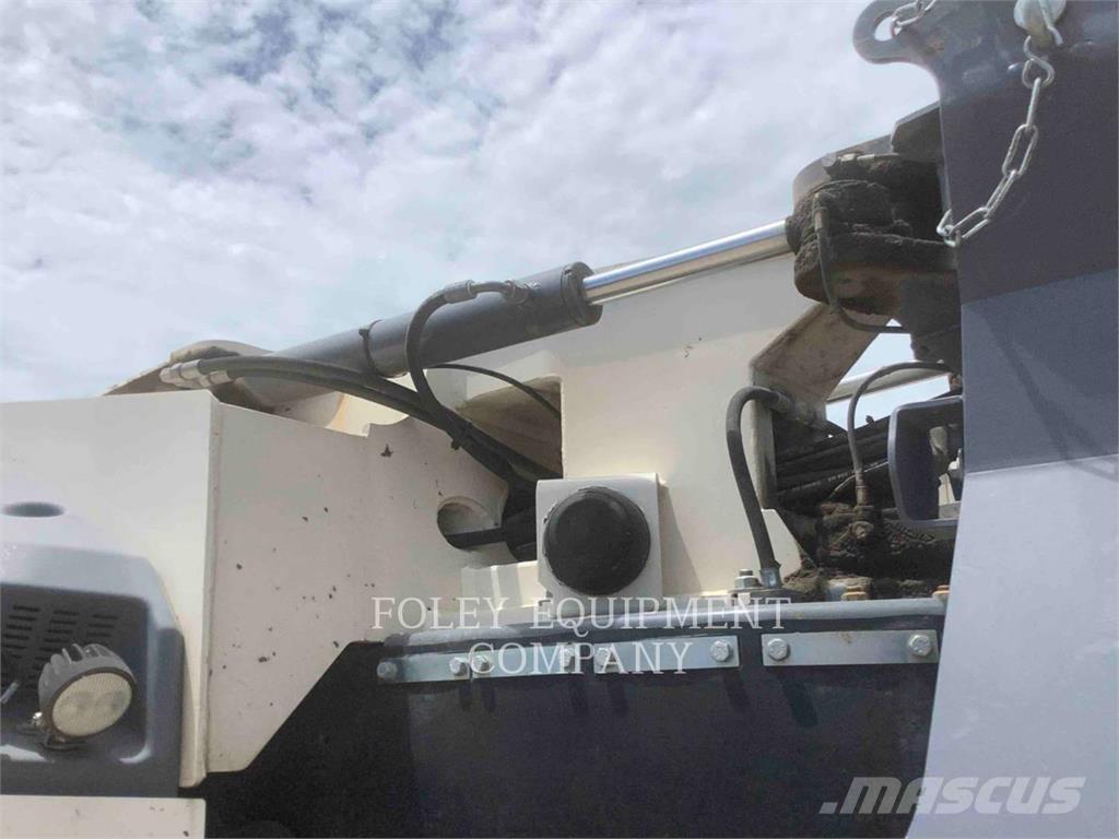 Wirtgen W120CFI 아스팔트 포장장비