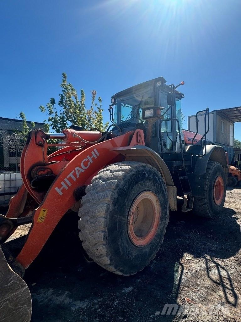 Hitachi ZW 220-3  휠로우더