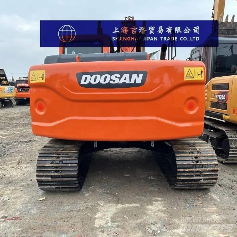 Doosan DX 150 중형굴삭기 7톤-28톤