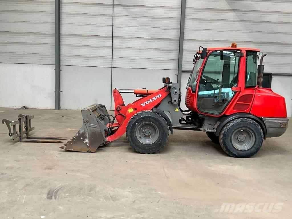 Volvo L 25 F  휠로우더