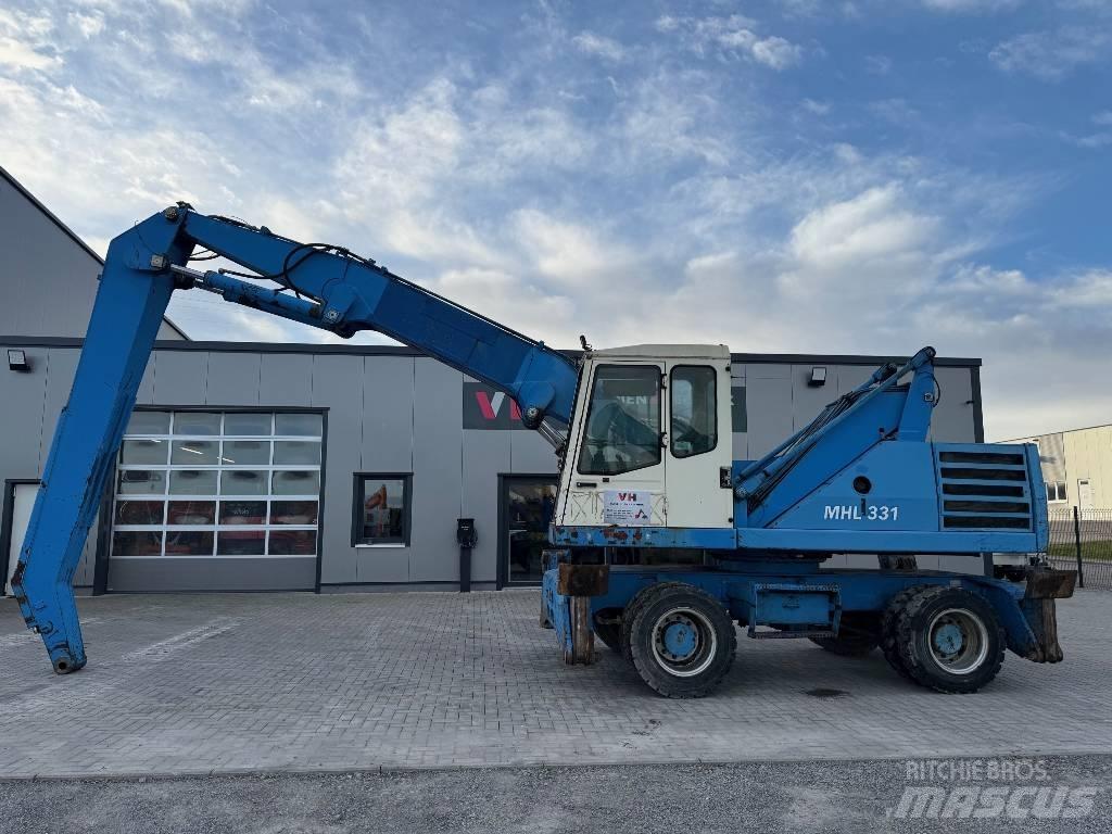 Fuchs MHL 331 폐기물/산업 처리기