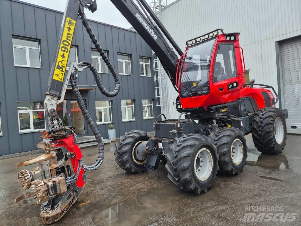 Komatsu 901 원목 하베스터