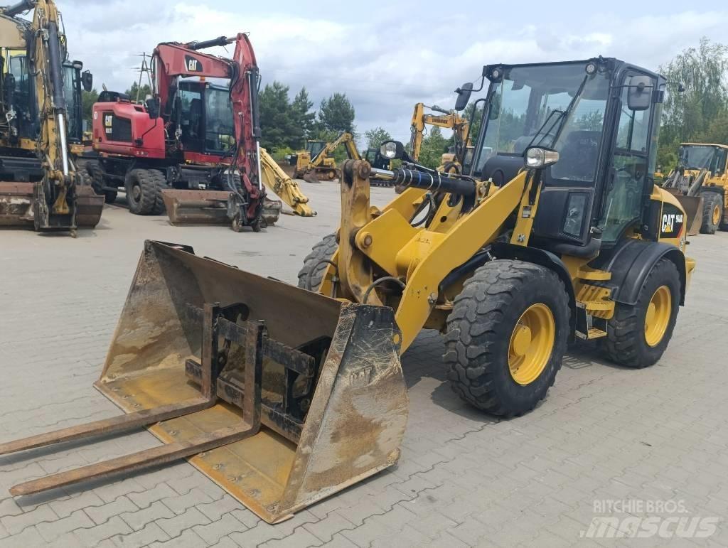 CAT 908 M  휠로우더