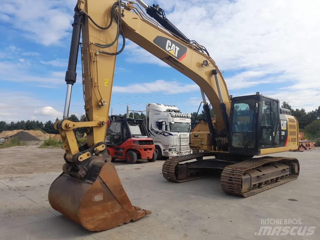 CAT 326 F 대형 굴삭기 29톤 이상