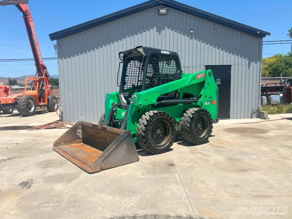 Bobcat S630  스키드로더