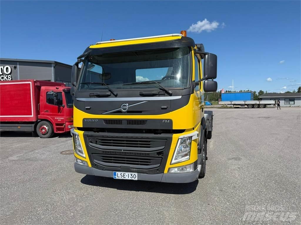Volvo FM410 6x2*4 훅 리프트 트럭
