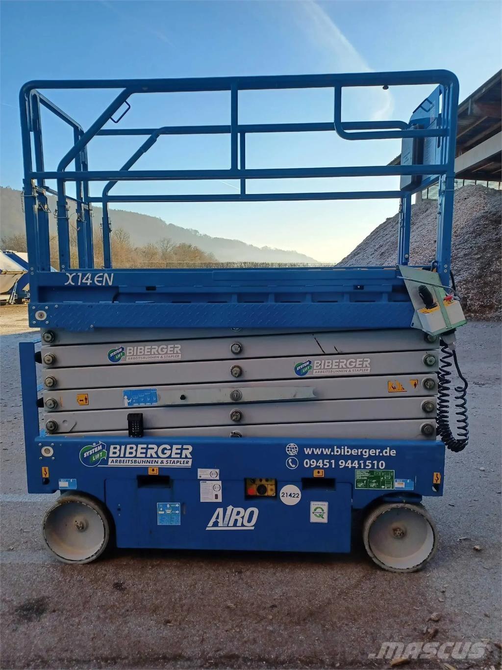 Aichi X14EN 가위형 리프트