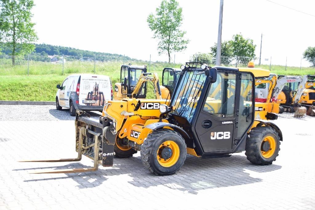 JCB 525-60 HiVIZ 텔러 핸들러
