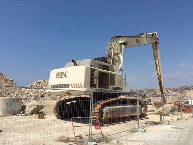 Liebherr 984 C 롱리치 굴삭기