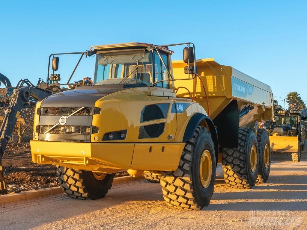 Volvo A 40 F 연결식 홀러