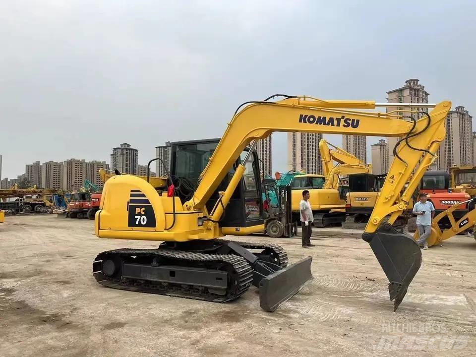 Komatsu PC 70-8 소형 굴삭기 7톤 미만
